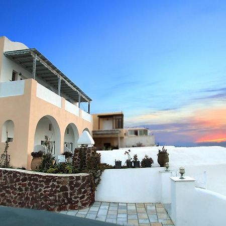 Muses Cycladic Suites Oía Exterior photo