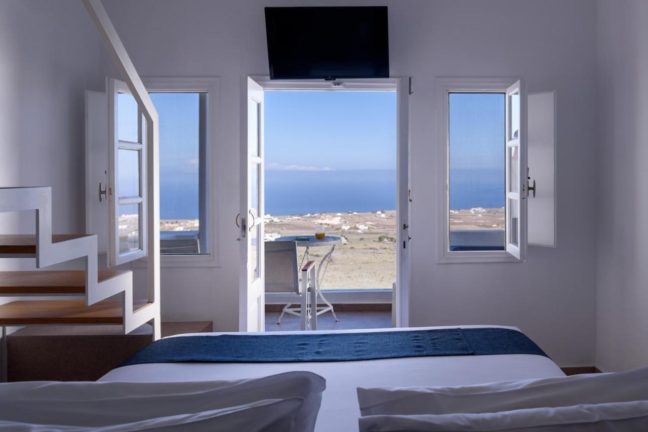 Muses Cycladic Suites Oía Exterior photo