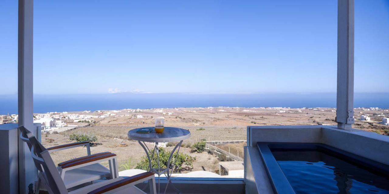 Muses Cycladic Suites Oía Exterior photo