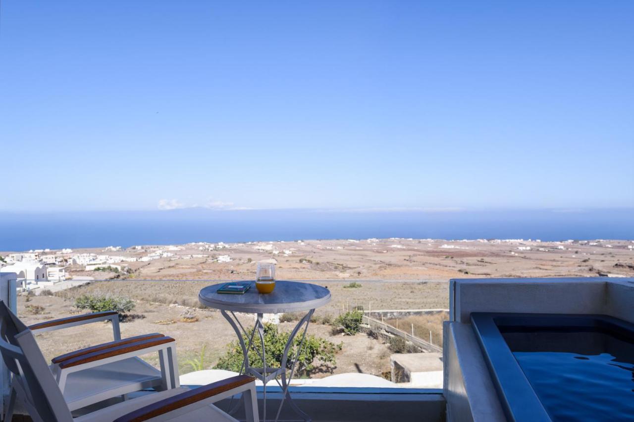 Muses Cycladic Suites Oía Exterior photo