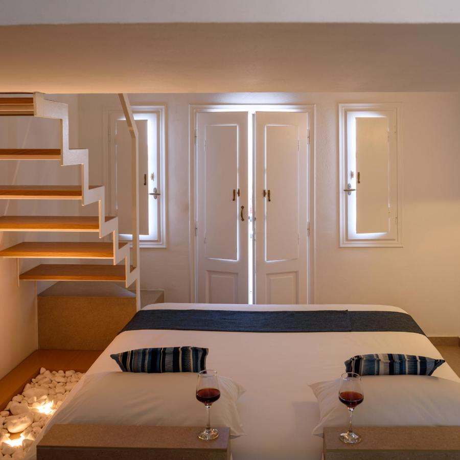 Muses Cycladic Suites Oía Exterior photo