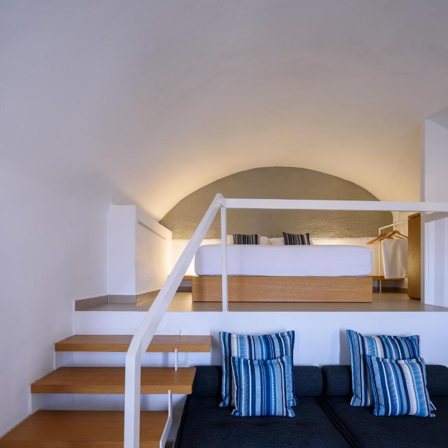 Muses Cycladic Suites Oía Exterior photo